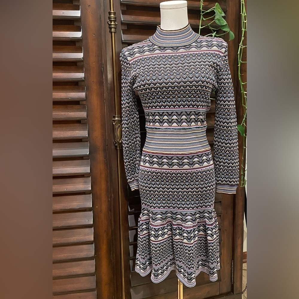 Shoshanna Etta Dress Knit Stretch  EUC Medium Fits 6-10 - Picture 2 of 10